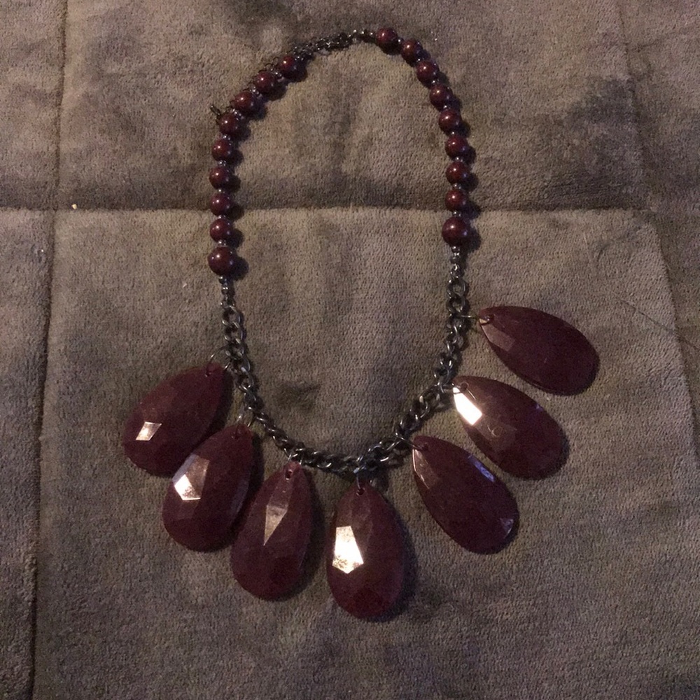 Statement necklace